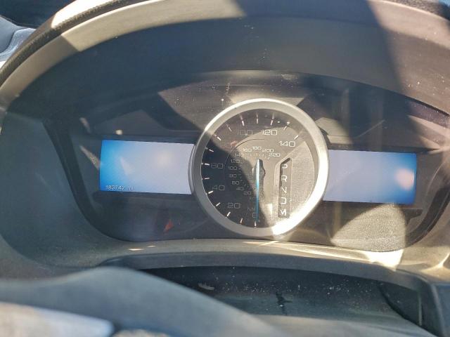 Ford Explorer Limited Image 4